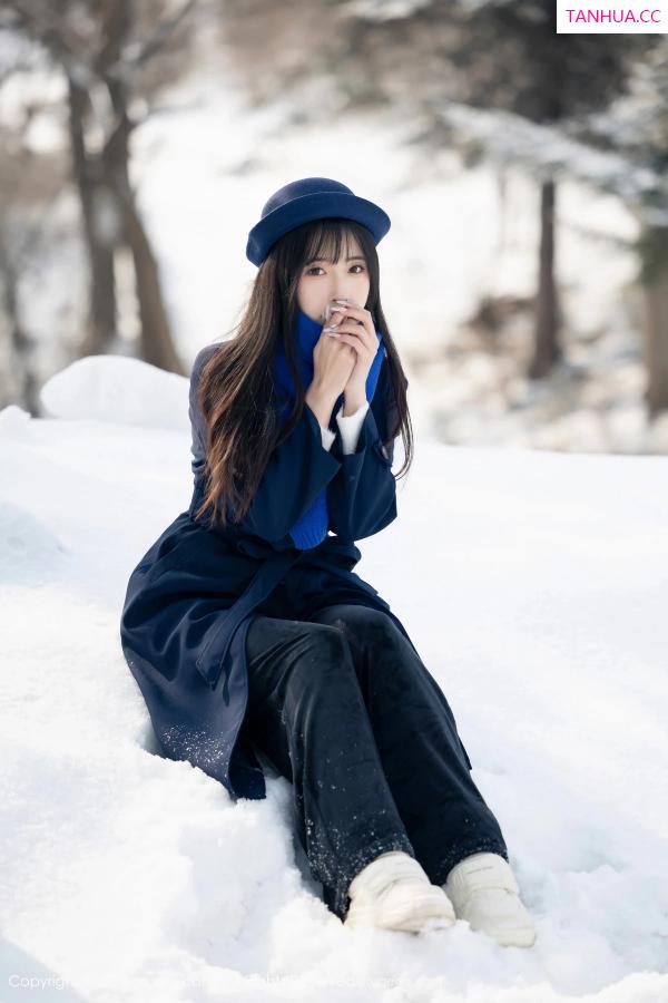 林星阑  [XiuRen]高清写真图 2024.04.01 No.8325 林星阑 黑丝美腿第7张图片